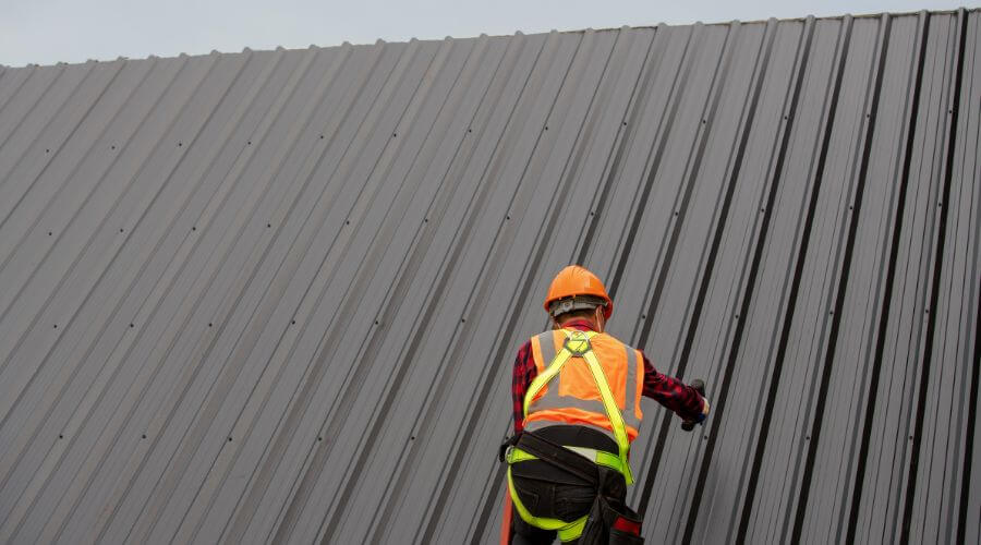 Professional metal roof installation services in Mount Carmel, TN